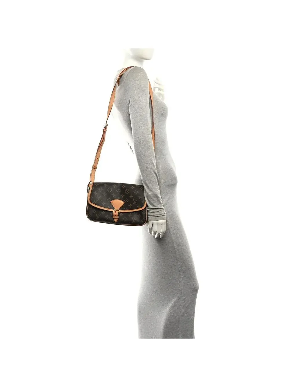 Louis Vuitton Sologne #360672L16B